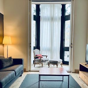 Deluxe Two-Bedroom Apartment